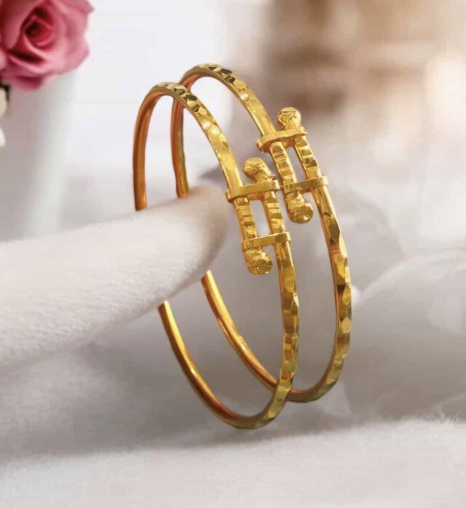 Bangles