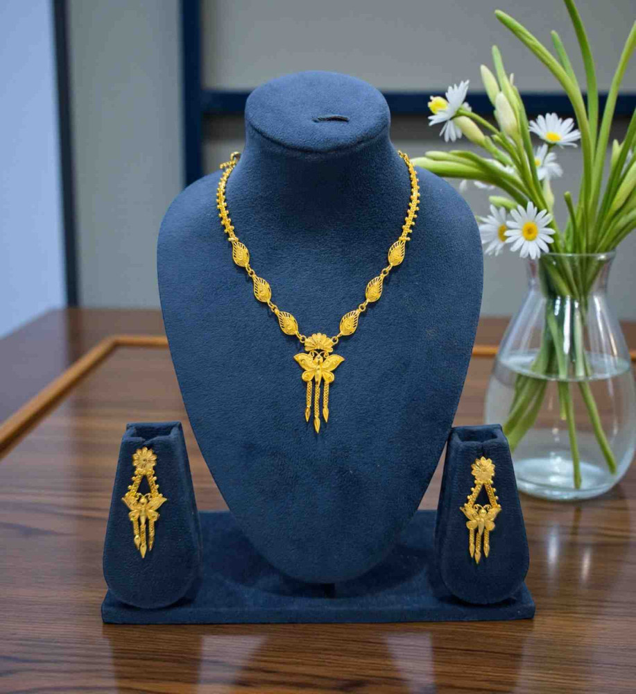 Necklace sets