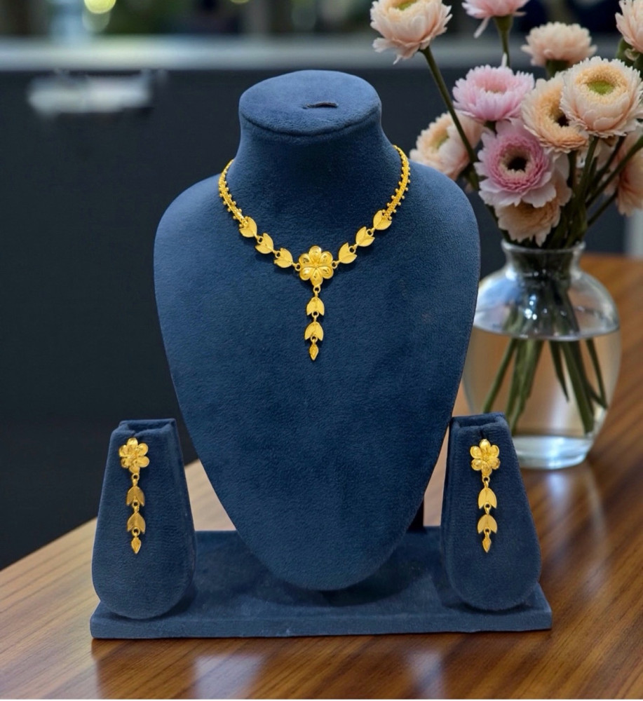 Necklace set
