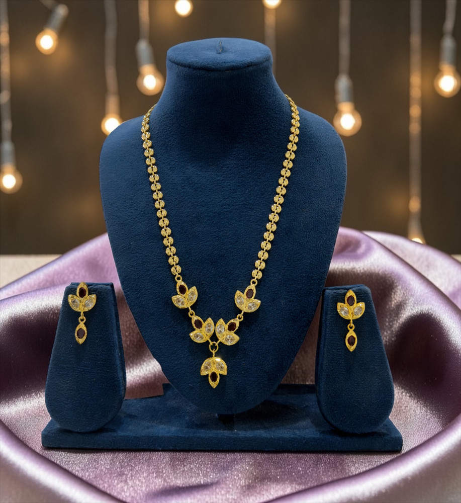 Assamese jewellery (Ruby pink and white)