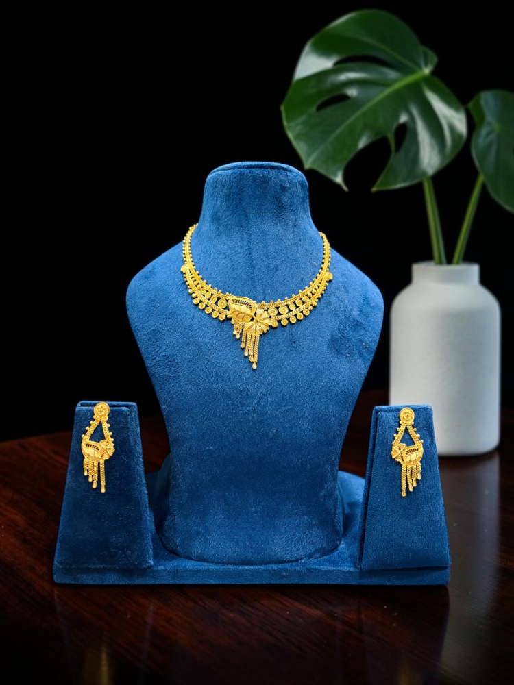 Necklace set