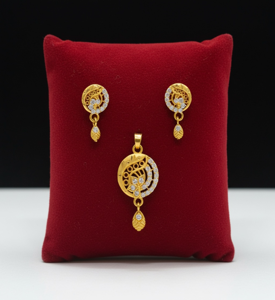 Pendant and earrings