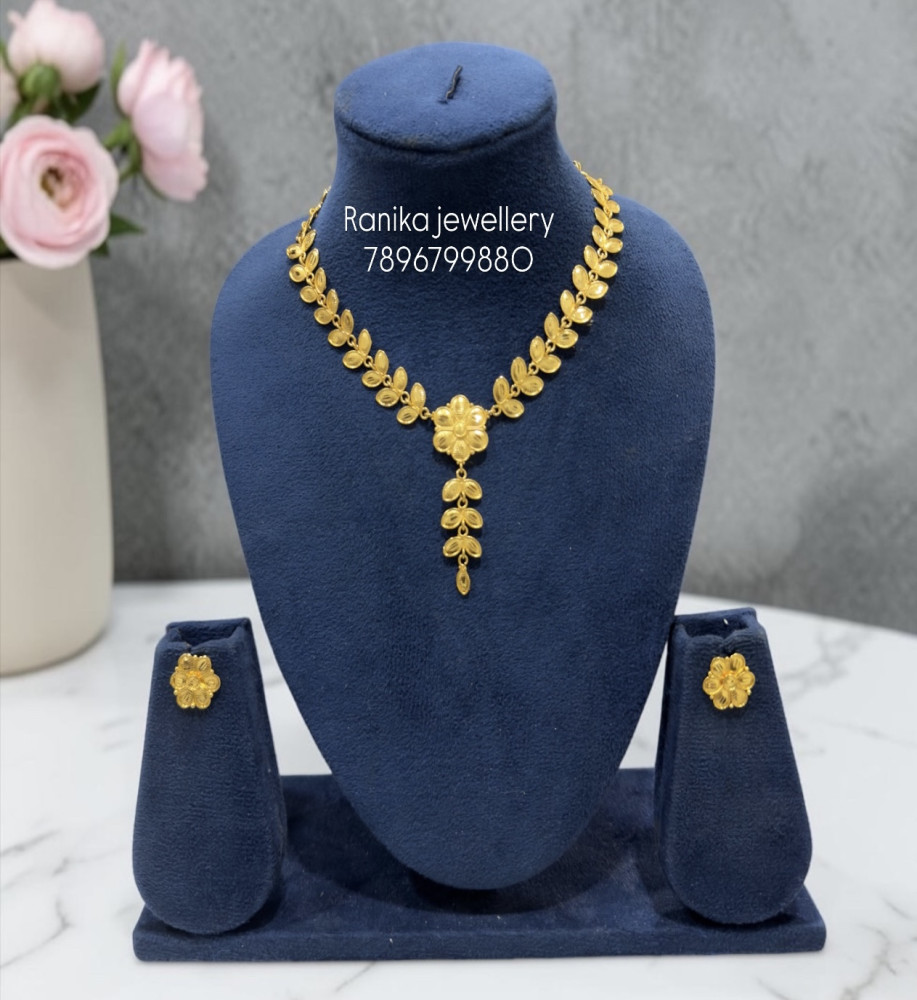 Necklace set (No warranty)