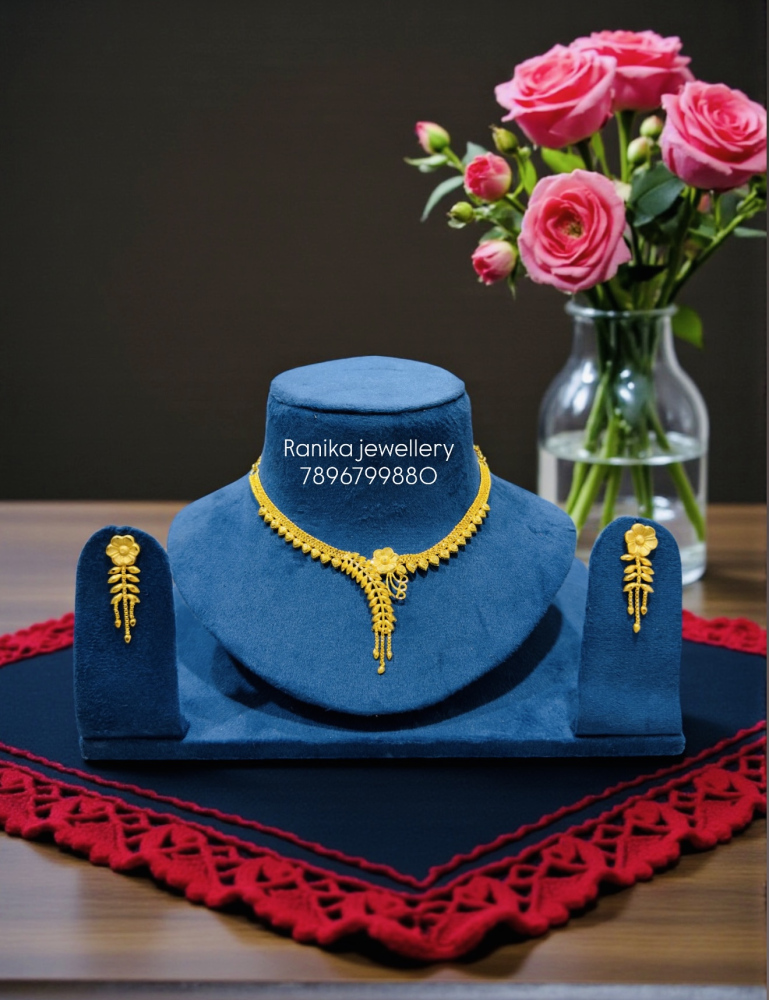 Necklace set